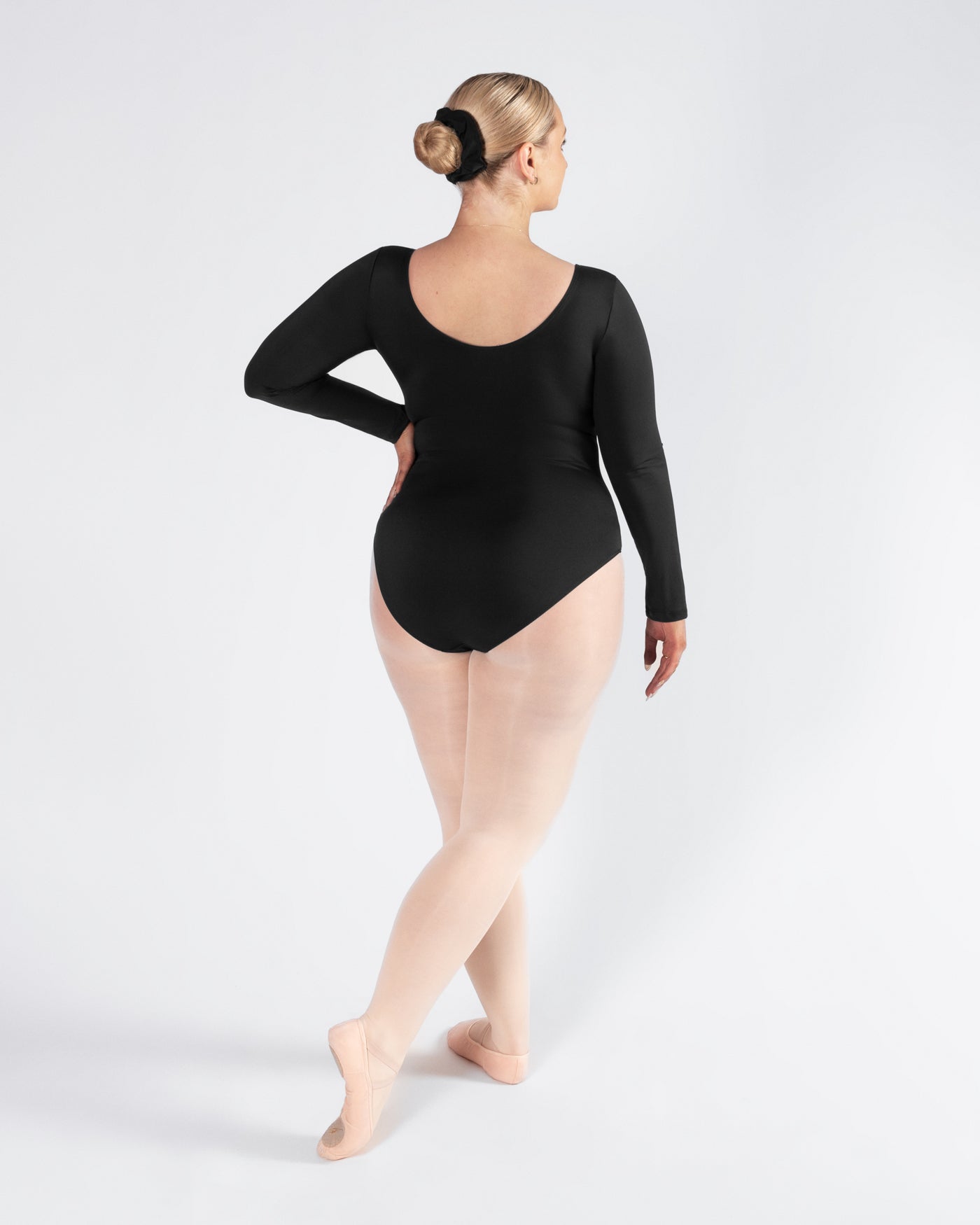 Elizabeth Leotard